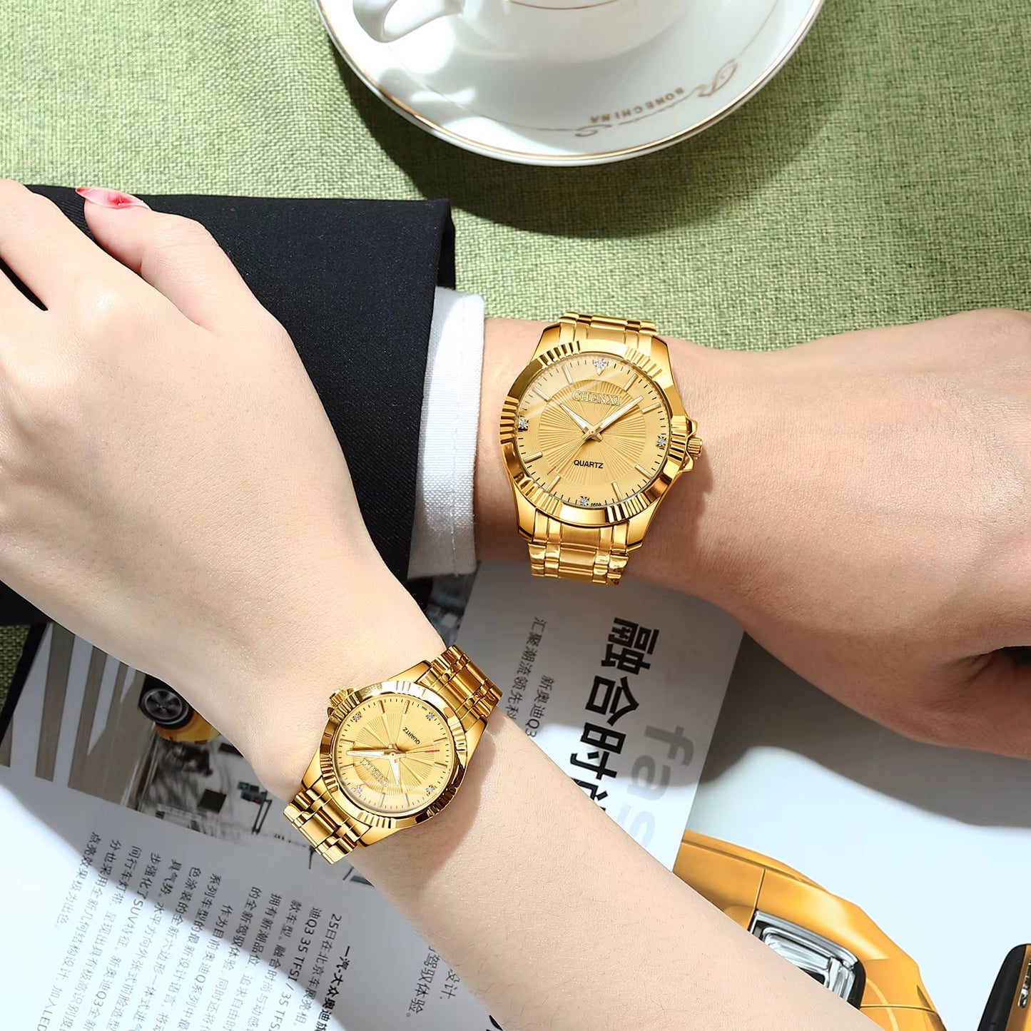 Golden Affinity Couple's Watch Set